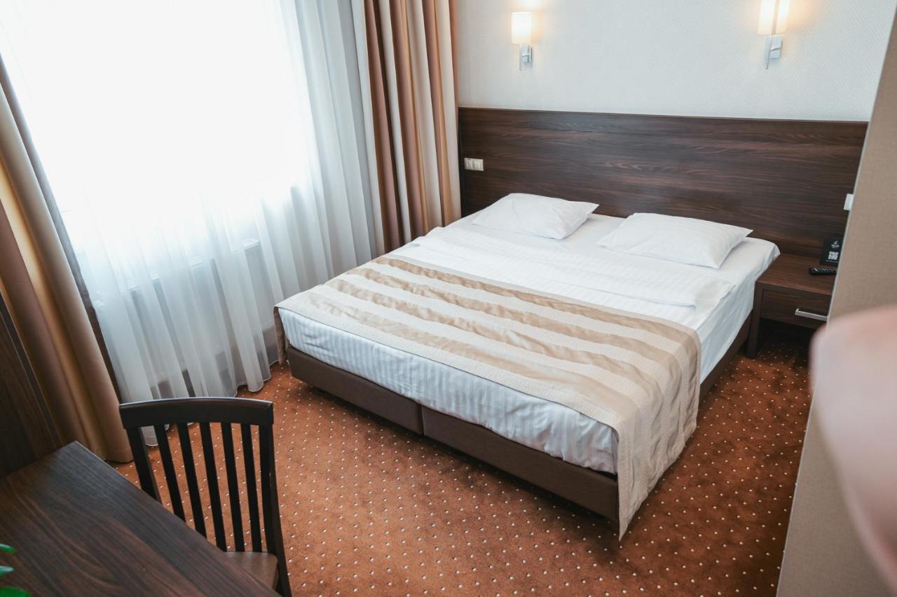 Hotel Alexandrovskiy 4*