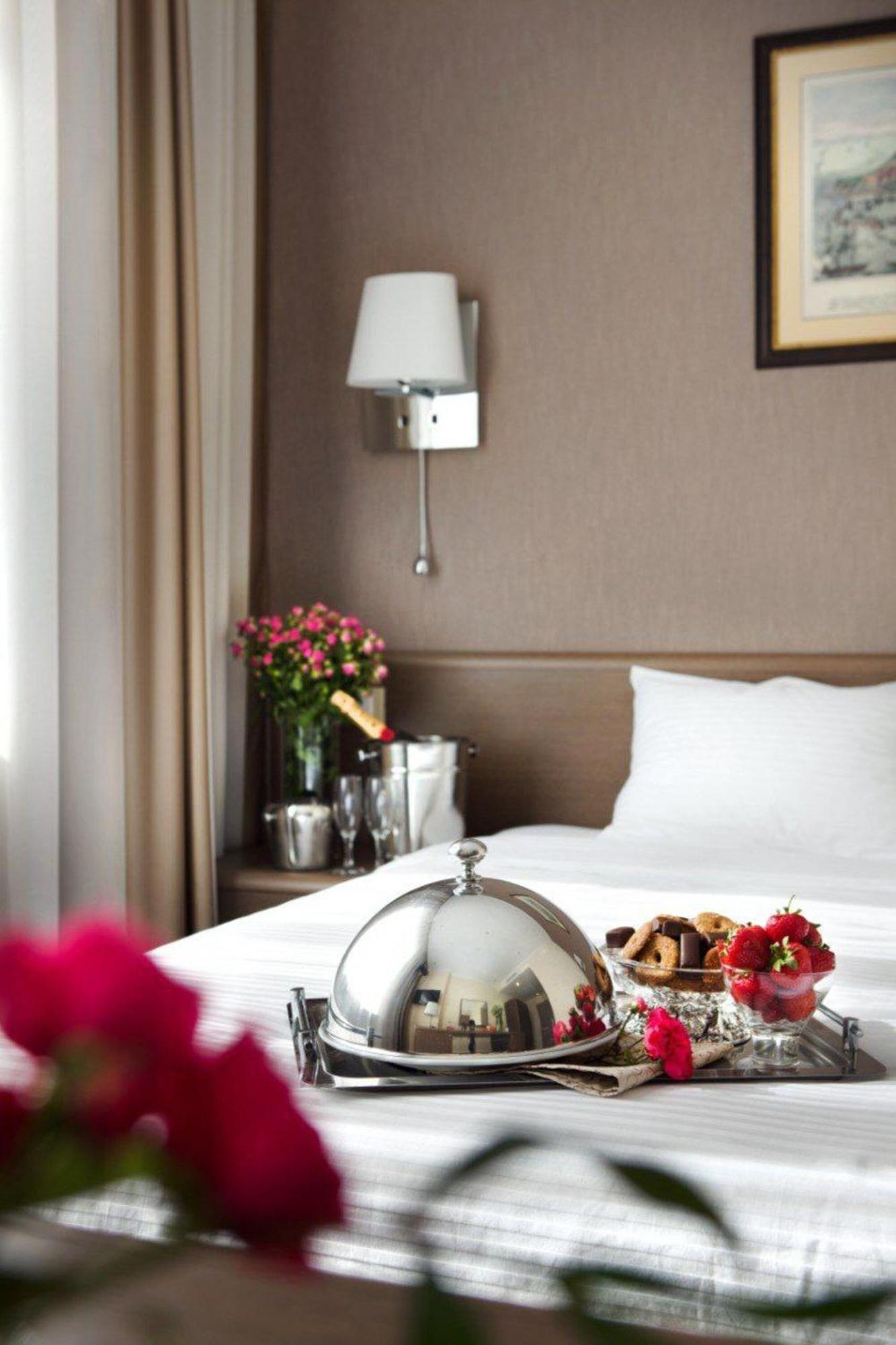 Alexandrovskiy Hotel 4*